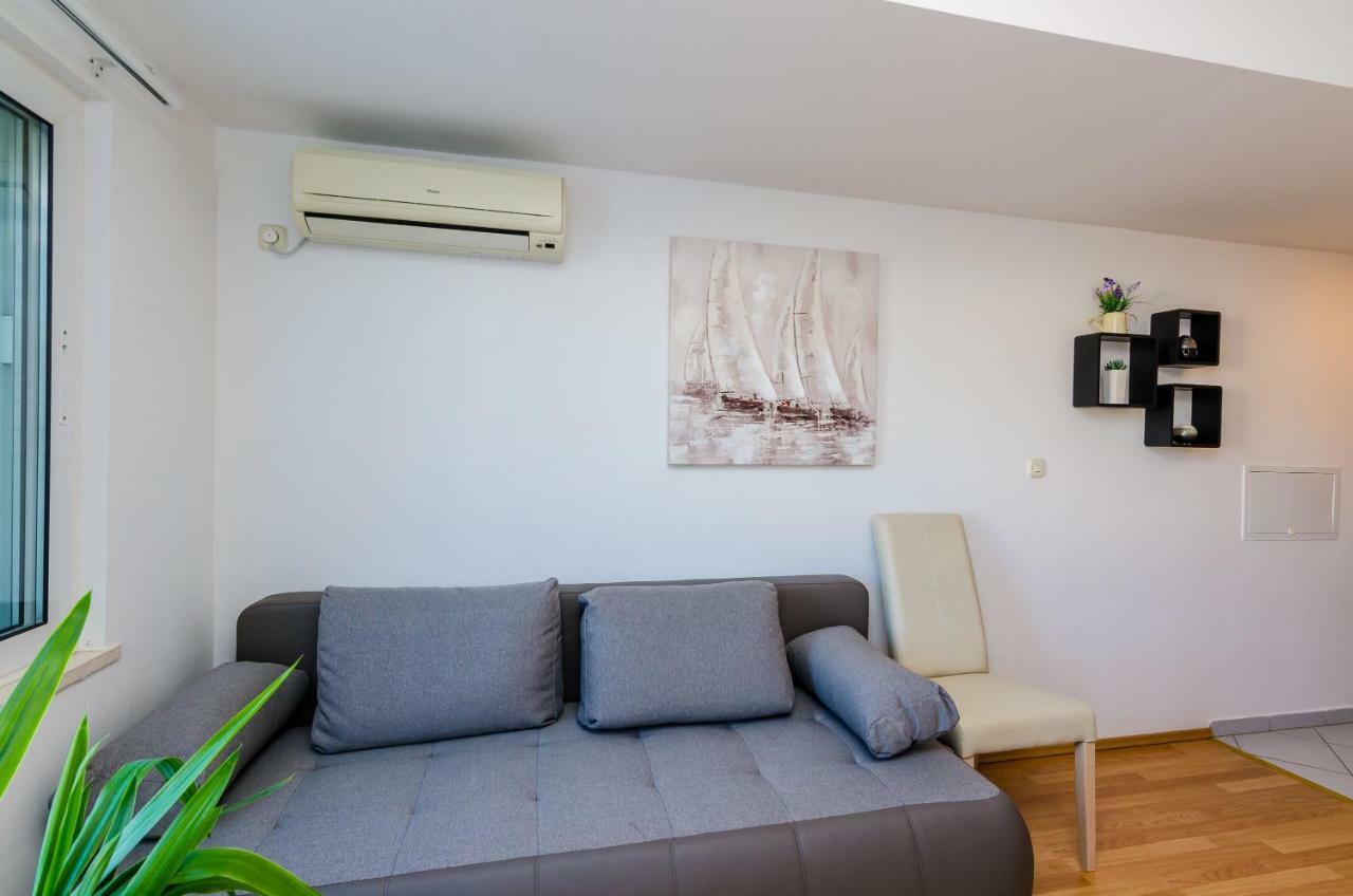 Apartments Lorena Mljet Pomena Ngoại thất bức ảnh